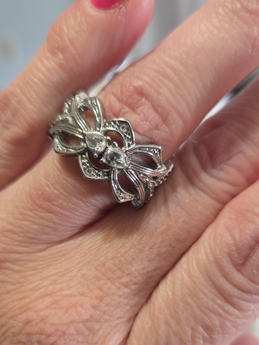Chloe + Isabel Isle Of Skye Silver Ring with Clear Stones.  Size 7